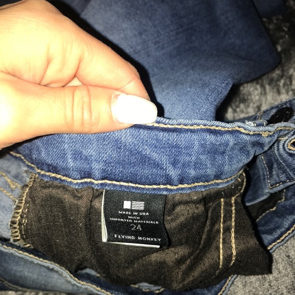 Light wash destructed Flying Monkey jeans - Picture 4 of 4